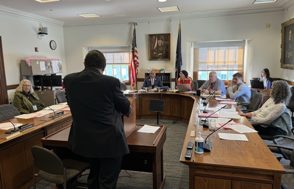 Troy testifies in front of the Veterans and Legal Affairs Committee